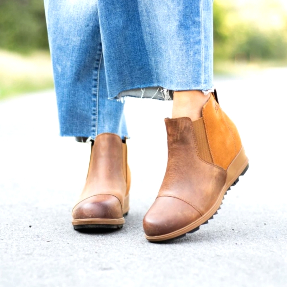 Sorel Tan and Brown Ankle Booties - Picture 2 of 16